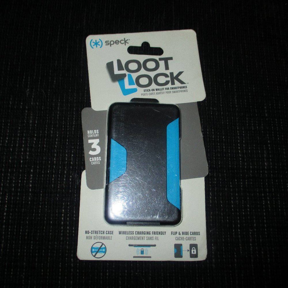 Black Loot Lock A super-slim stick-on wallet